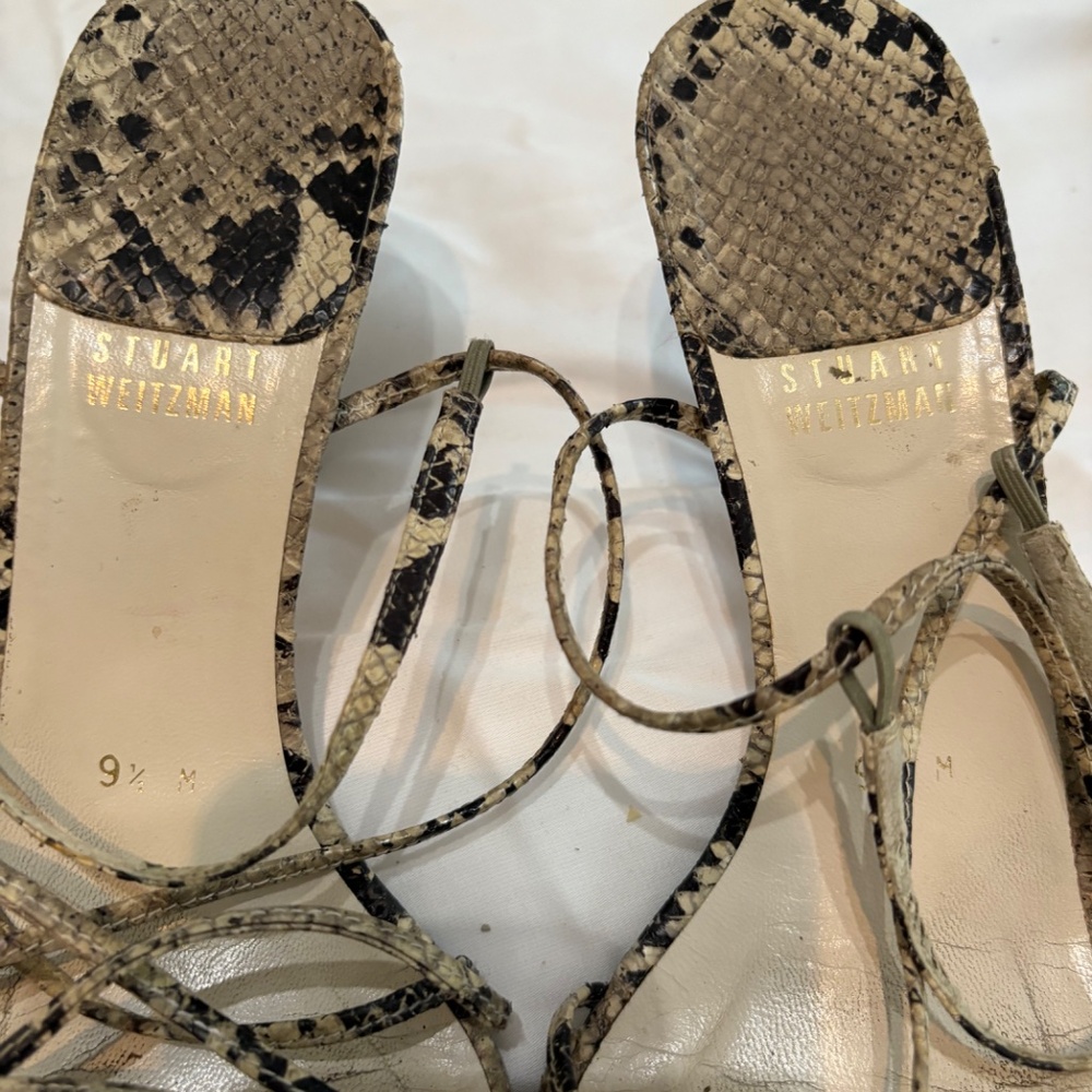 Heels - Picture 2 of 3